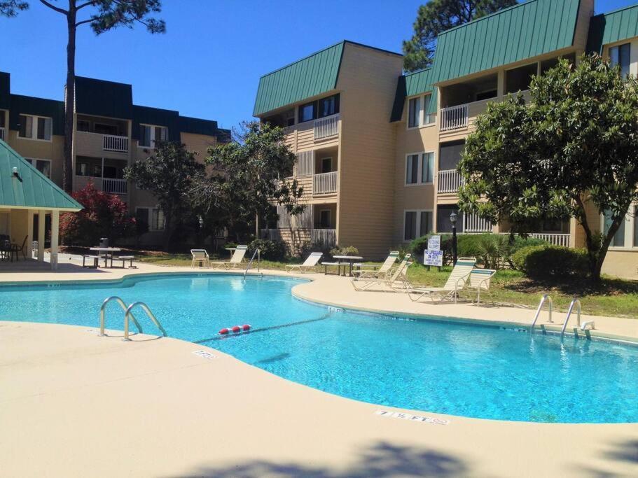 Peaceful Treetop Condo - 2Br/2Ba Хилтон-Хед-Айленд Экстерьер фото